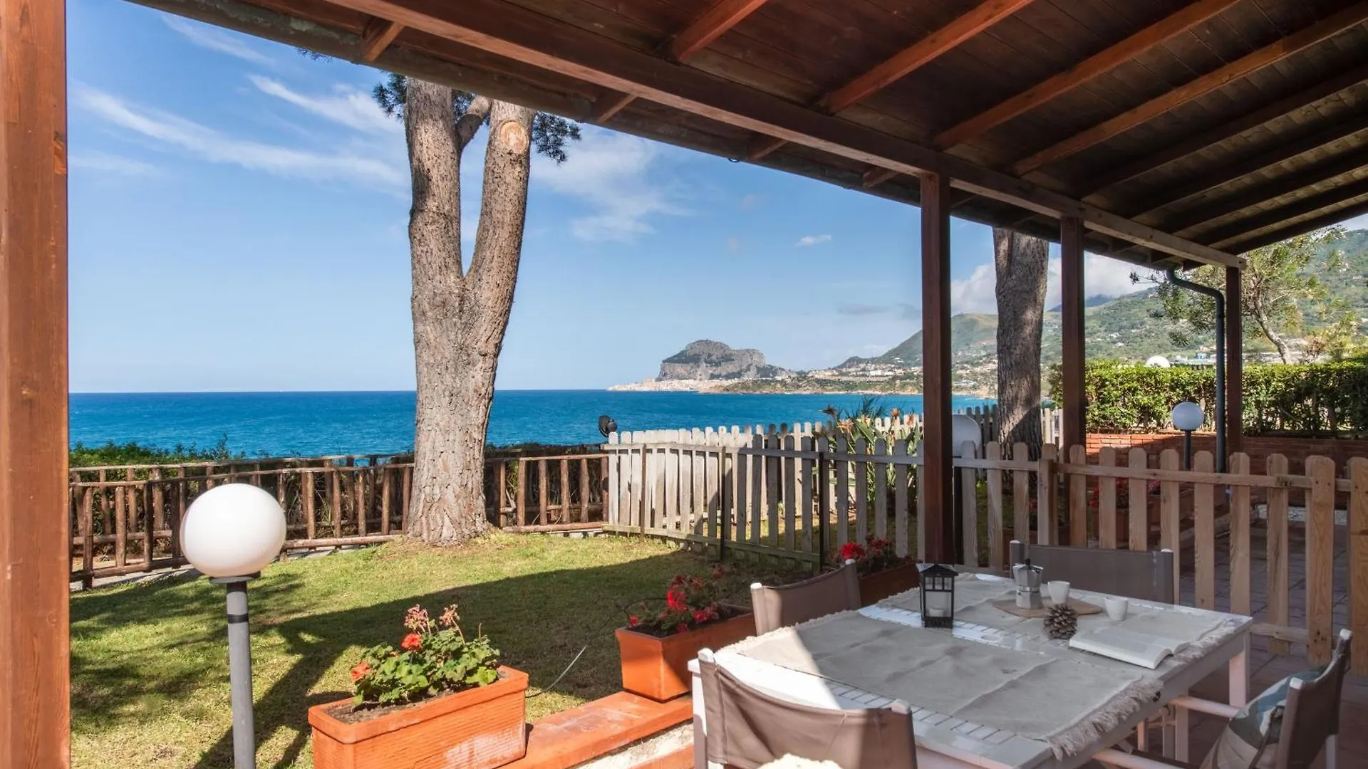 Villa Giulia Fronte Mare Con Spiaggia Privata Cefalù 0*,  Itálie